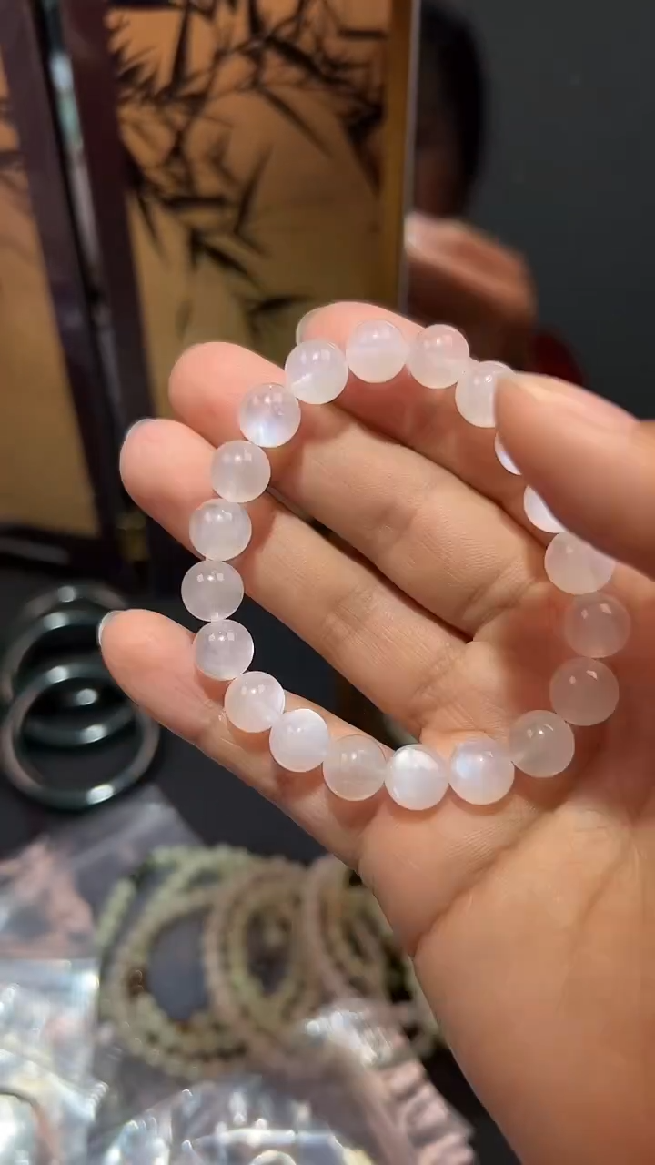 【闪购商品】月光石手串未镶嵌1随机多样性发一