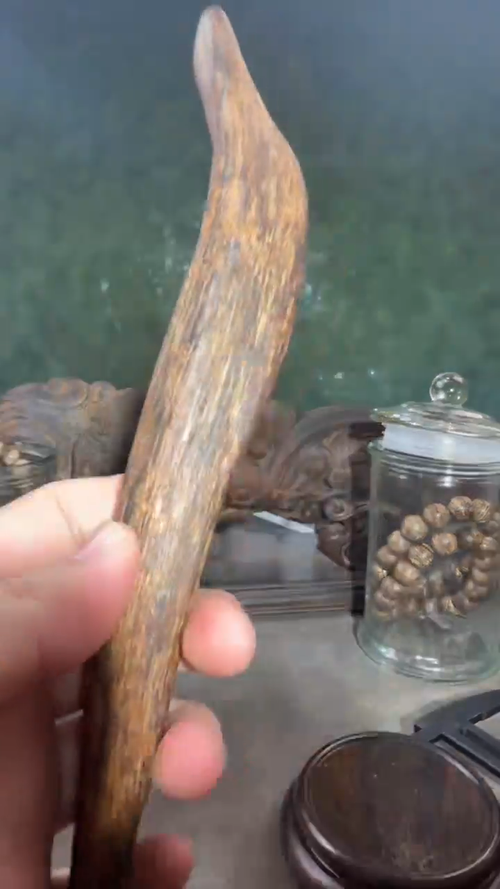 沉香手把件多样性发一