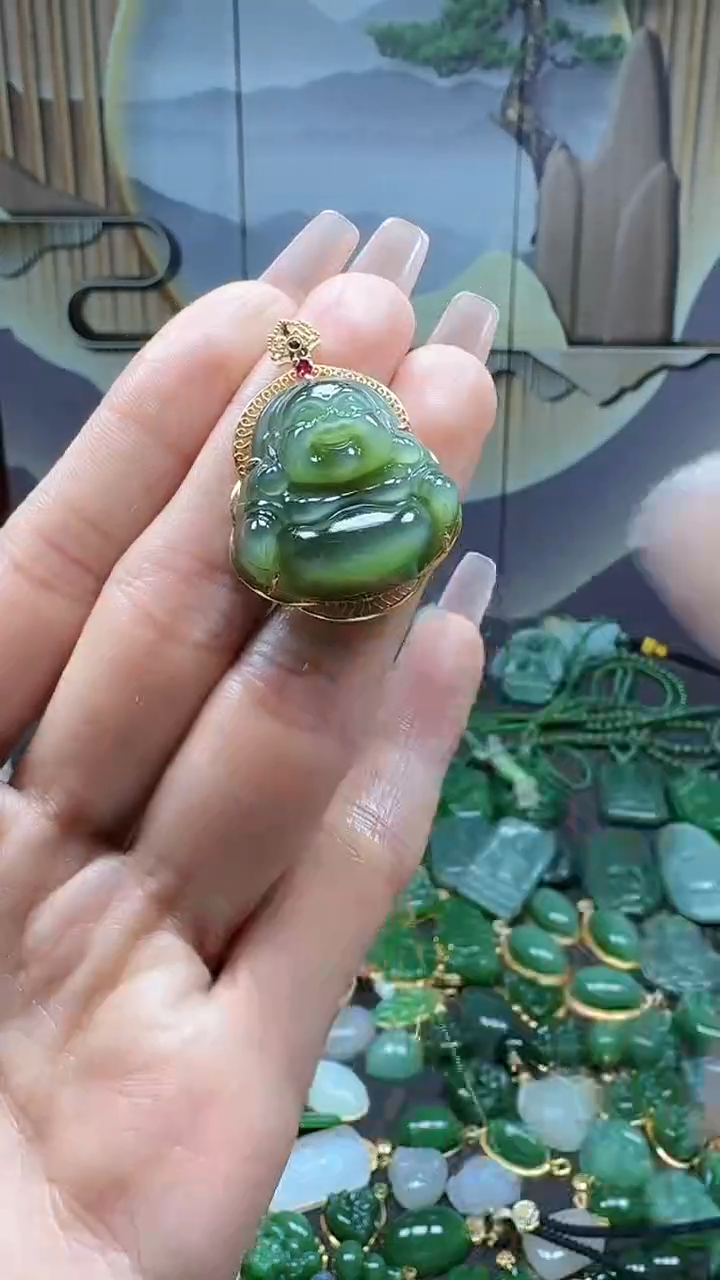 【闪购商品】和田玉挂件18K金镶嵌1