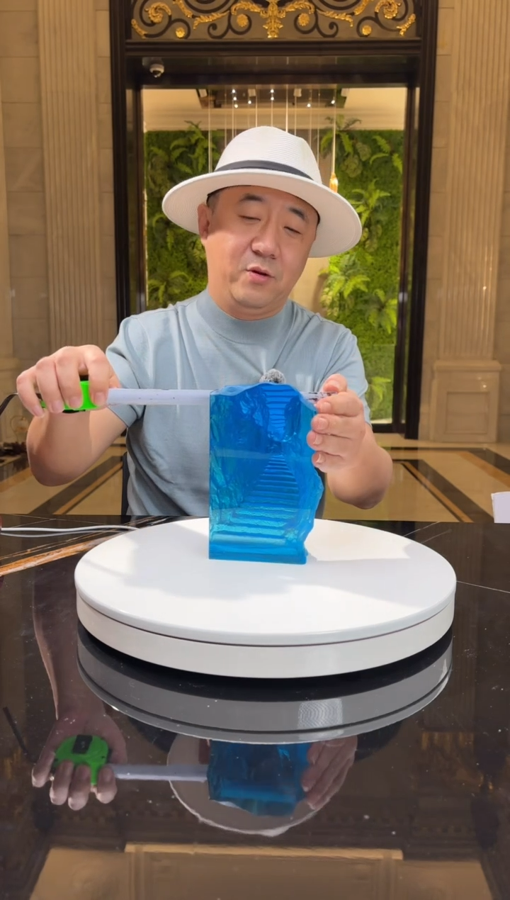 【闪购商品】摆件AJ06616宝石蓝高升路艺术摆件