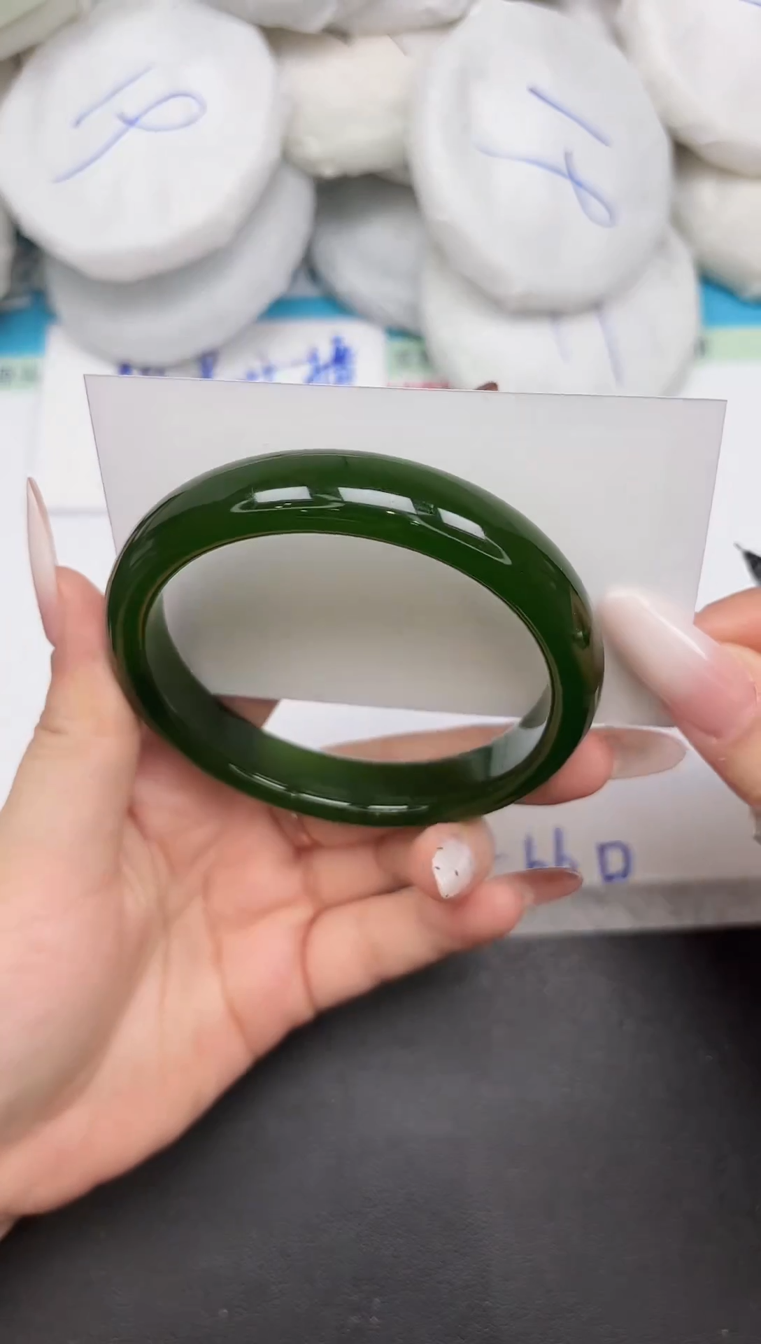 未镶嵌手镯石英质玉A219/64.6