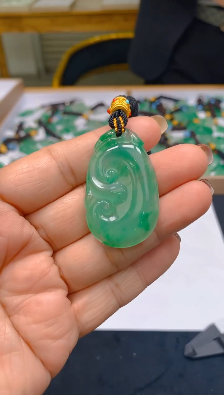 【闪购商品】石英质玉颈饰未镶嵌冰美人非洲翠008