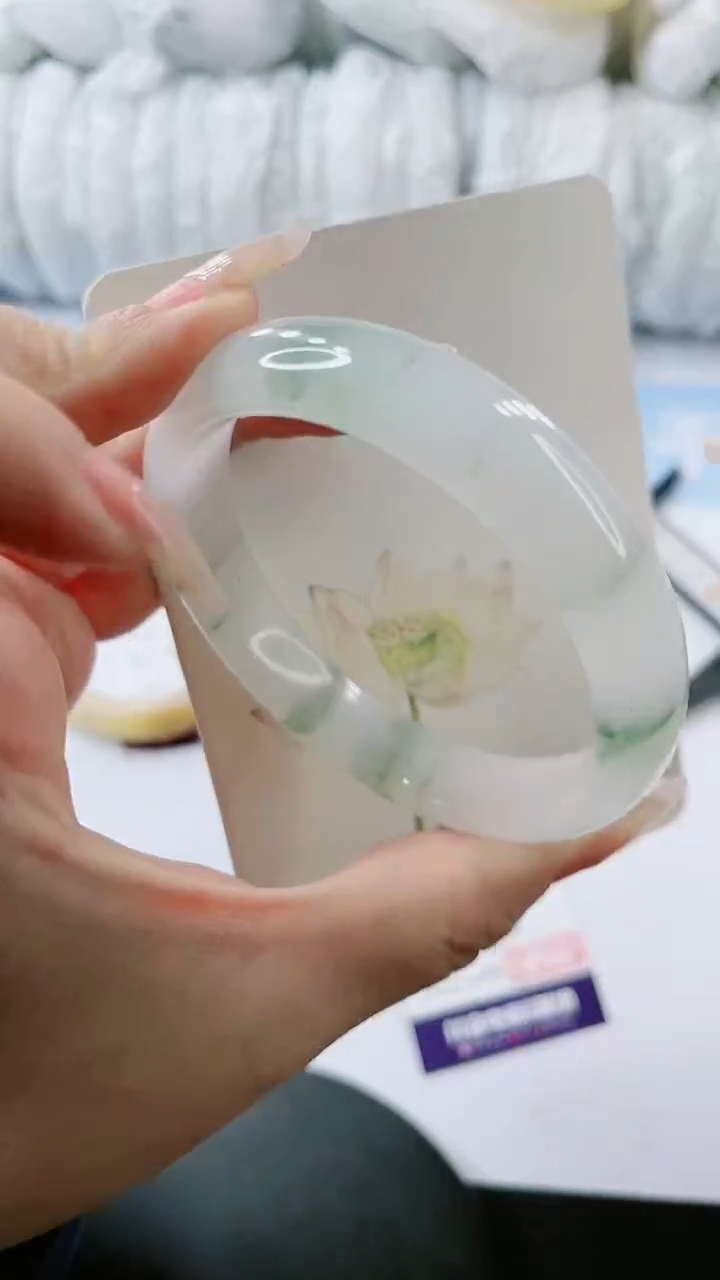 【闪购商品】石英质玉手镯未镶嵌多样性发货L730