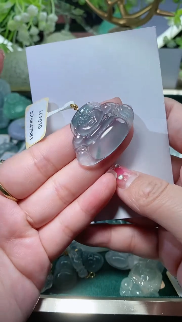 【闪购商品】翡翠颈饰18K金镶嵌天然A货翡翠一件