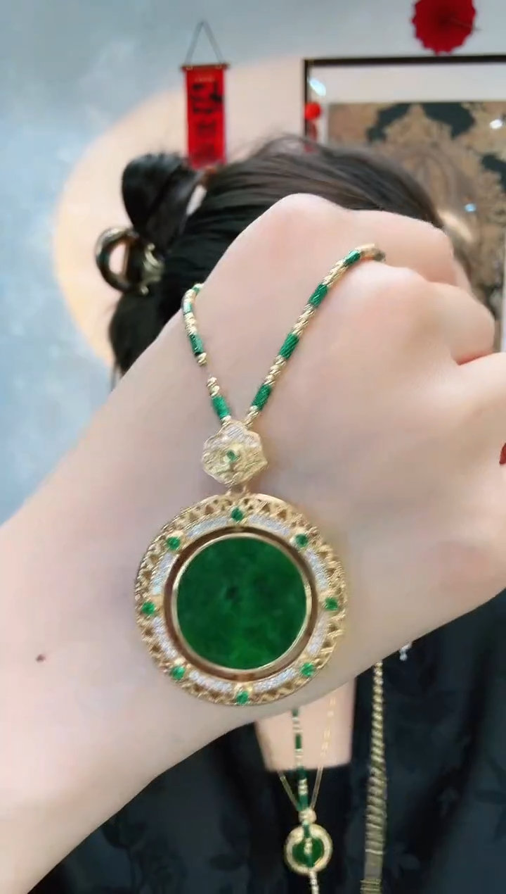 【闪购商品】翡翠颈饰银S925镶嵌吊坠