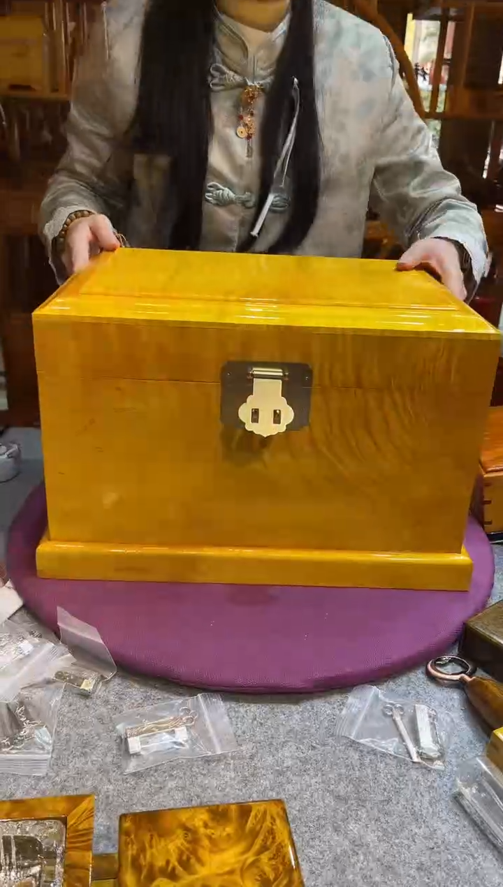 金丝楠满水波纹大号首饰箱婚嫁箱40*30*26