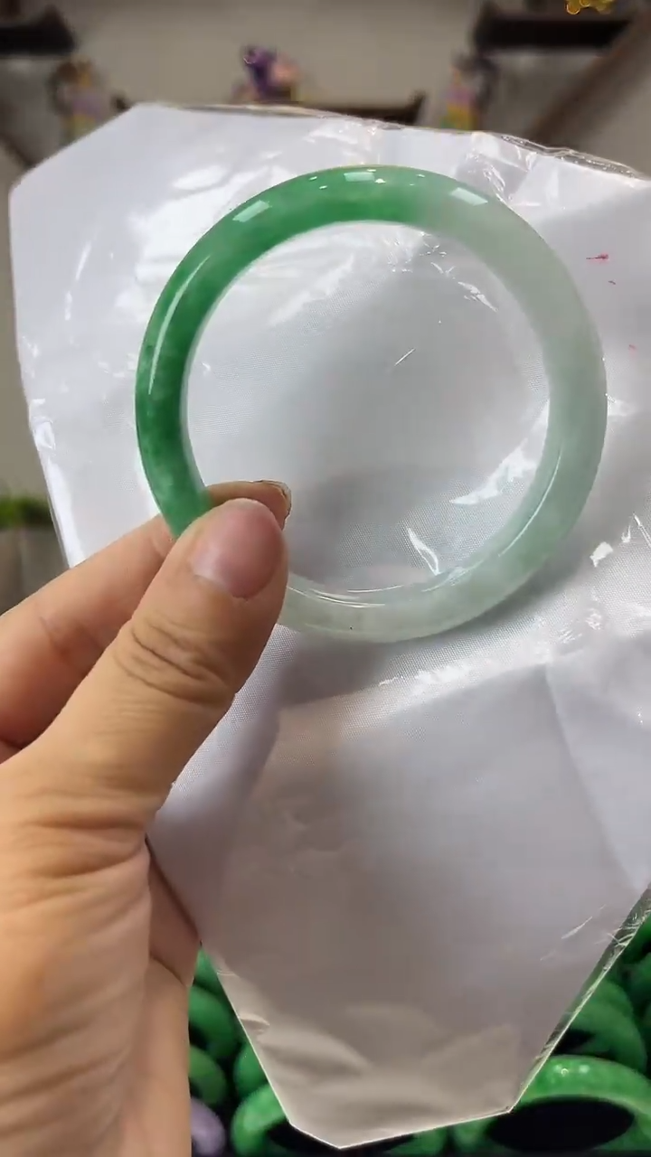 【闪购商品】砖雕闪11 圈口58 独货手镯