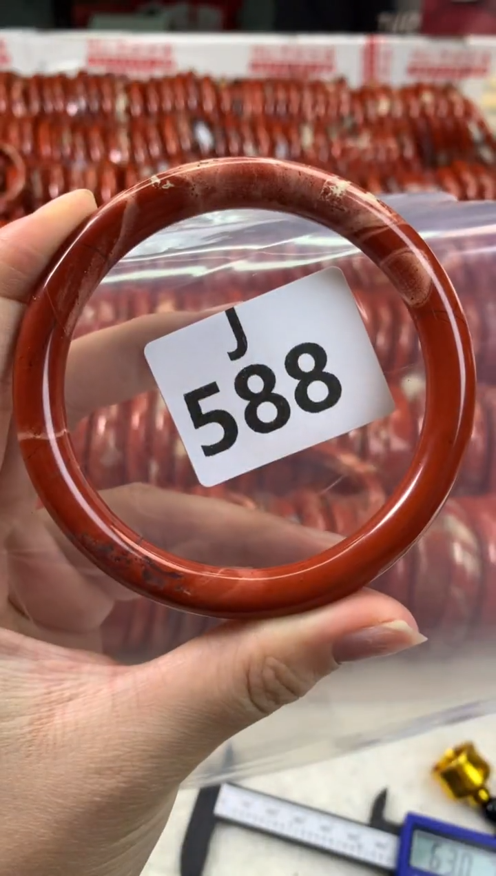【闪购商品】碧石红碧石手镯J未镶嵌588-63