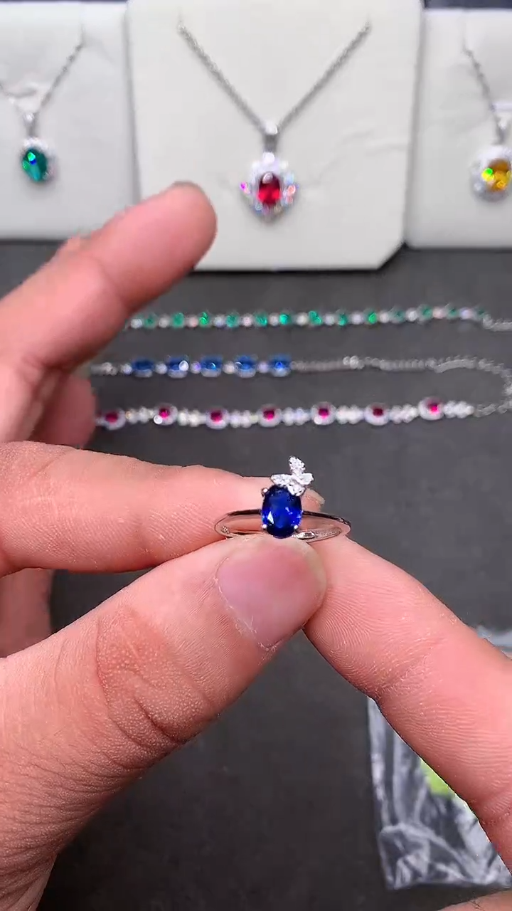 【闪购商品】蓝宝石戒指银S925镶嵌·······