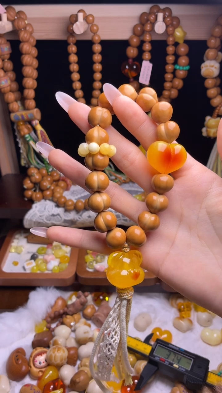 吊坠猴头核桃柯基福利款手持