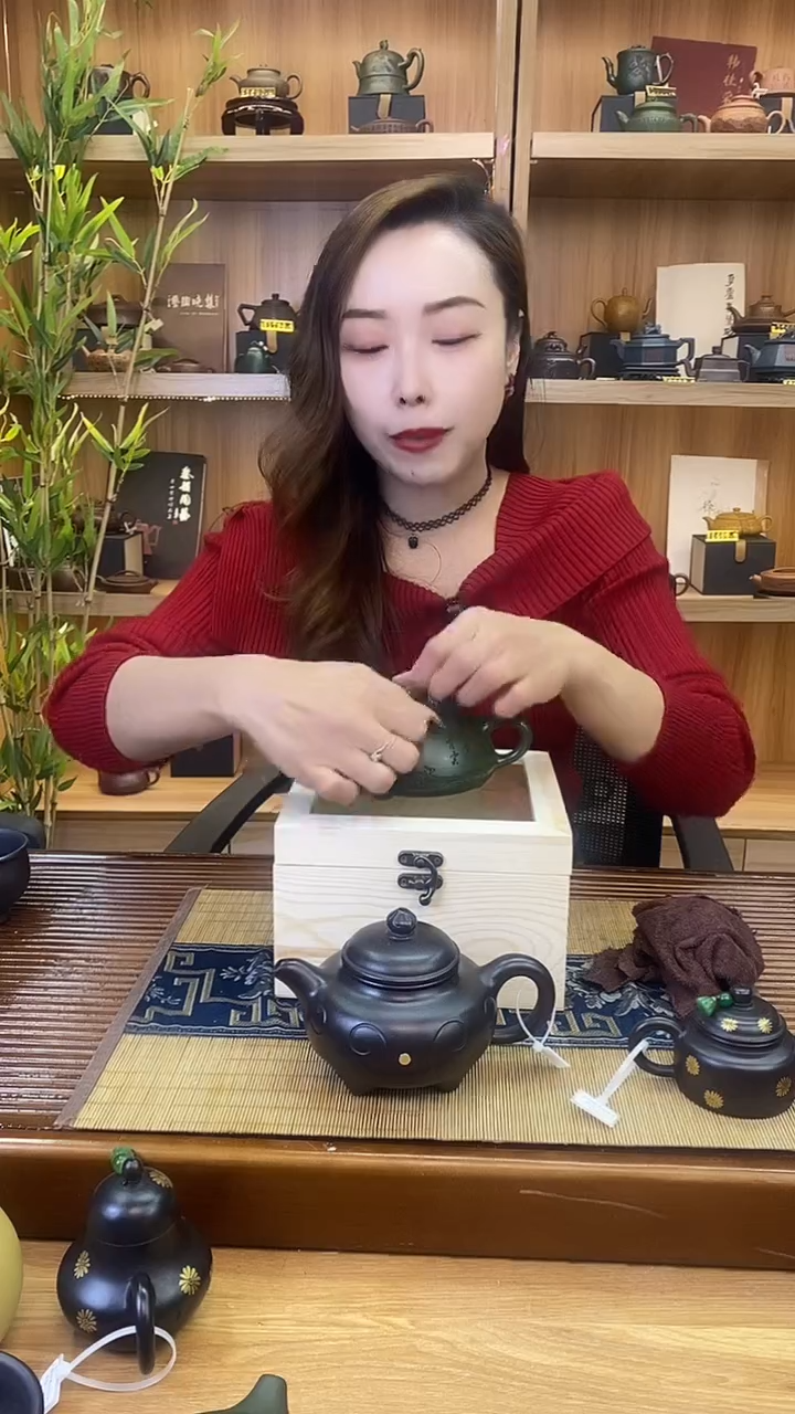 【闪购商品】紫砂茶壶石黄事事如意