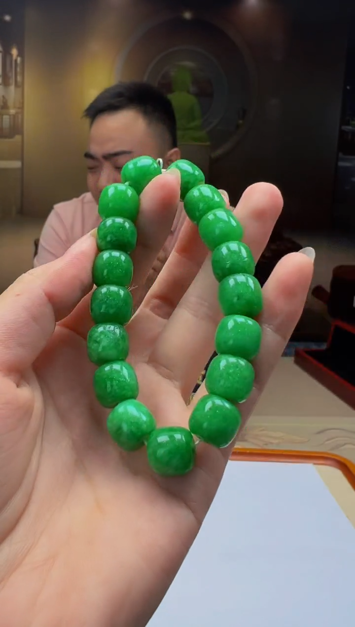 翡翠未镶嵌颈饰SY2025-7-23-23