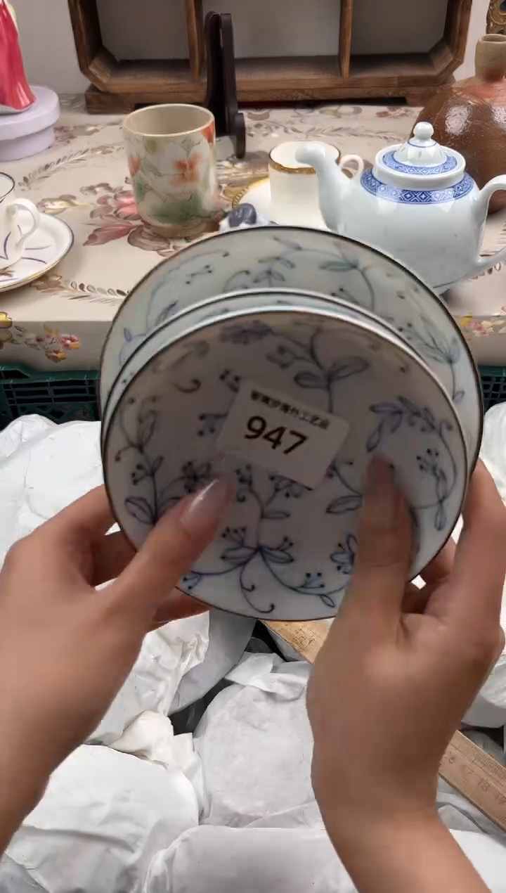 瓷片女*B         947