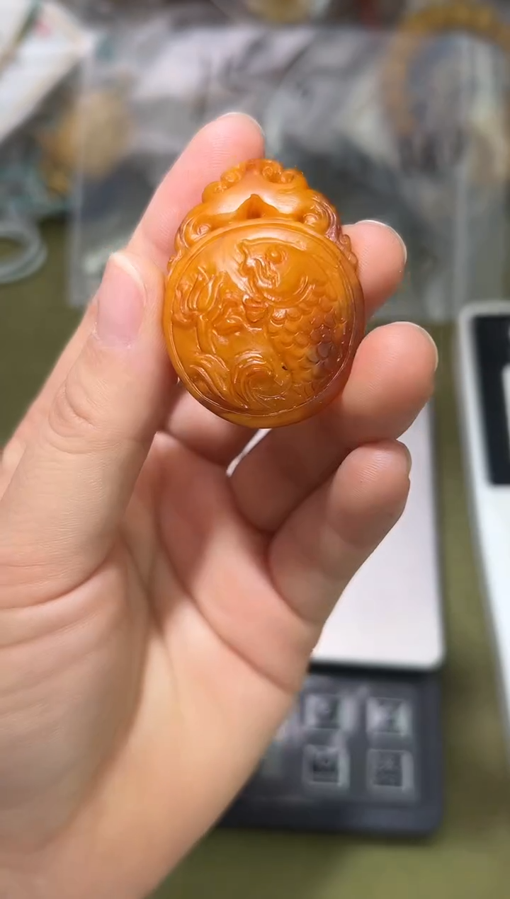 裸石琥珀未镶嵌琥珀蜜蜡吊坠