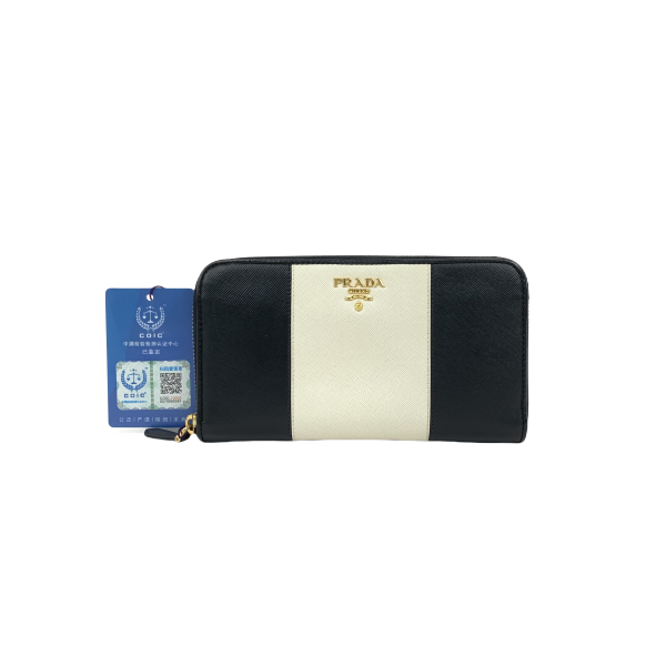 妃鱼/普拉达/95新/箱包钱包/市场价4000/250117RN0019