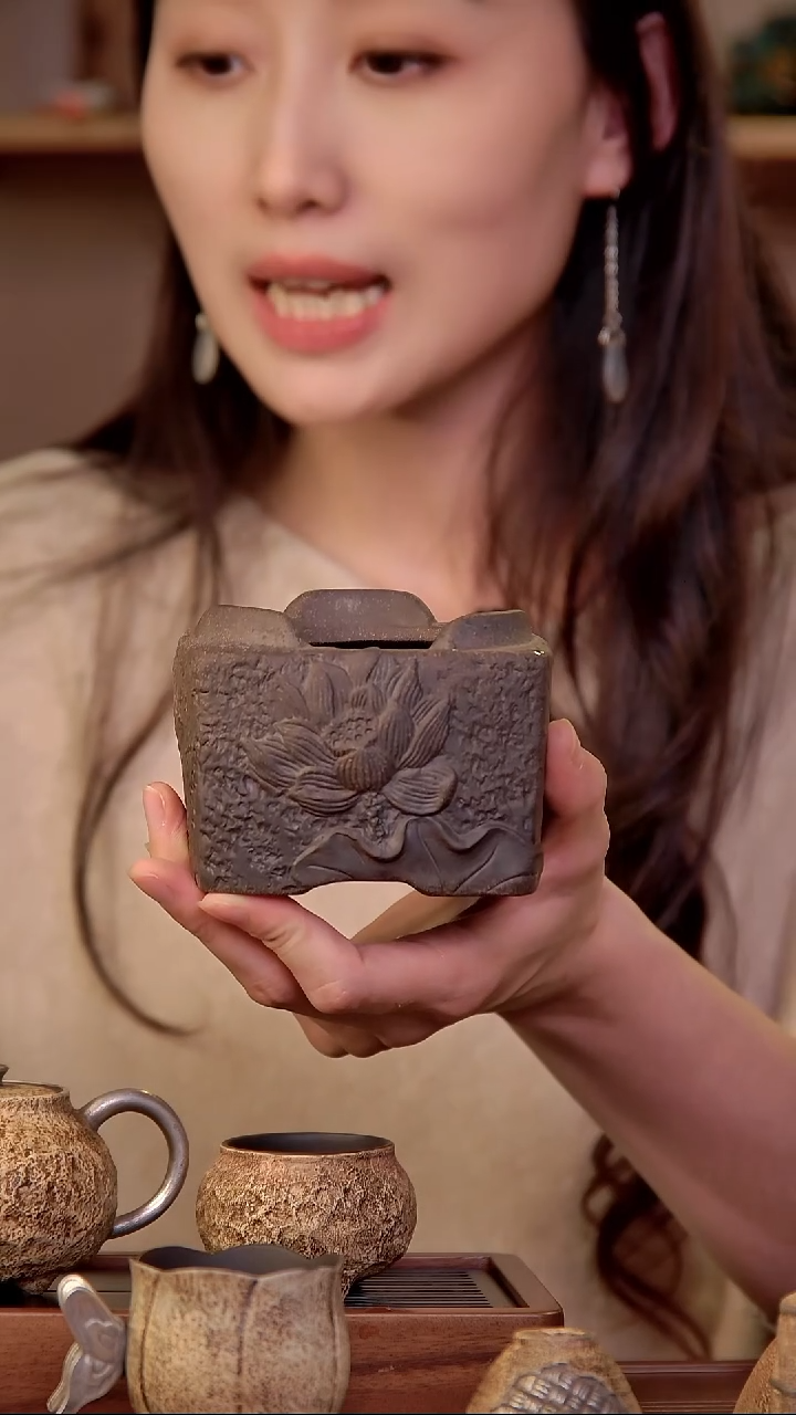 言野手作 岩矿莲花温茶炉