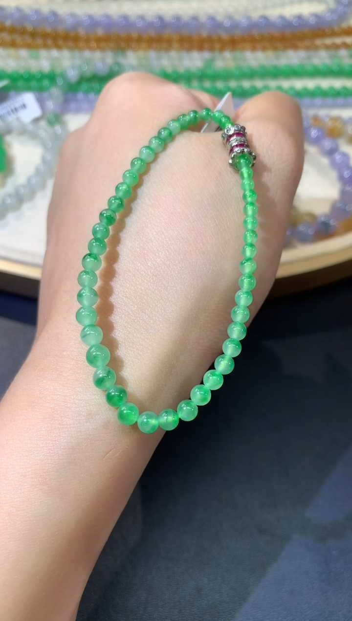 未镶嵌手串翡翠A96 |  6800