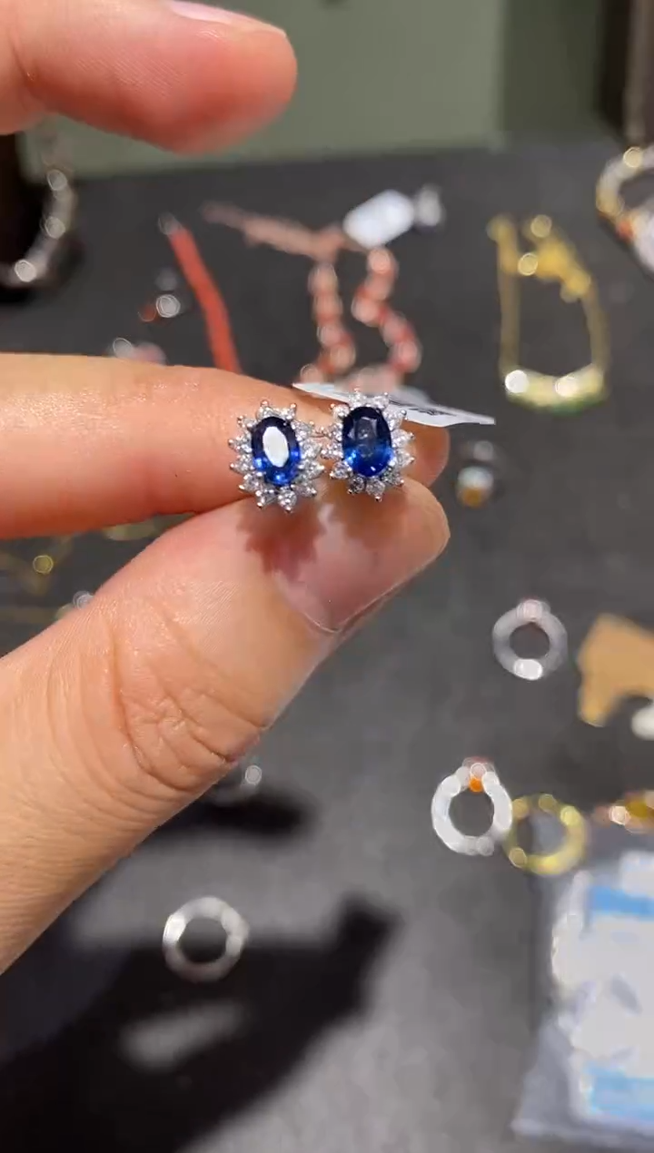 耳饰蓝宝石银S925镶嵌耳钉