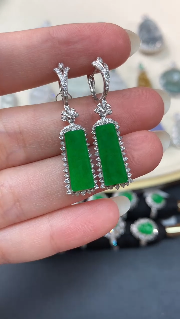 【闪购商品】翡翠耳饰18K金镶嵌A80|15000