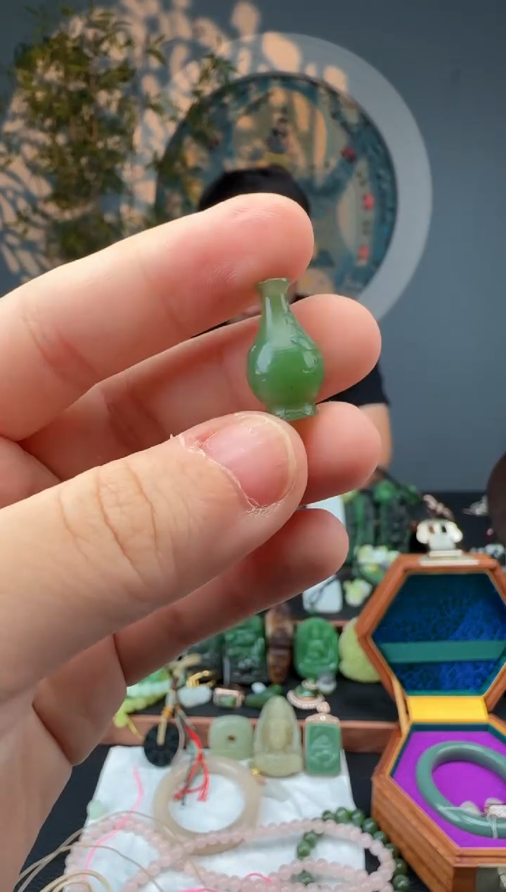 颈饰未镶嵌和田玉和田玉