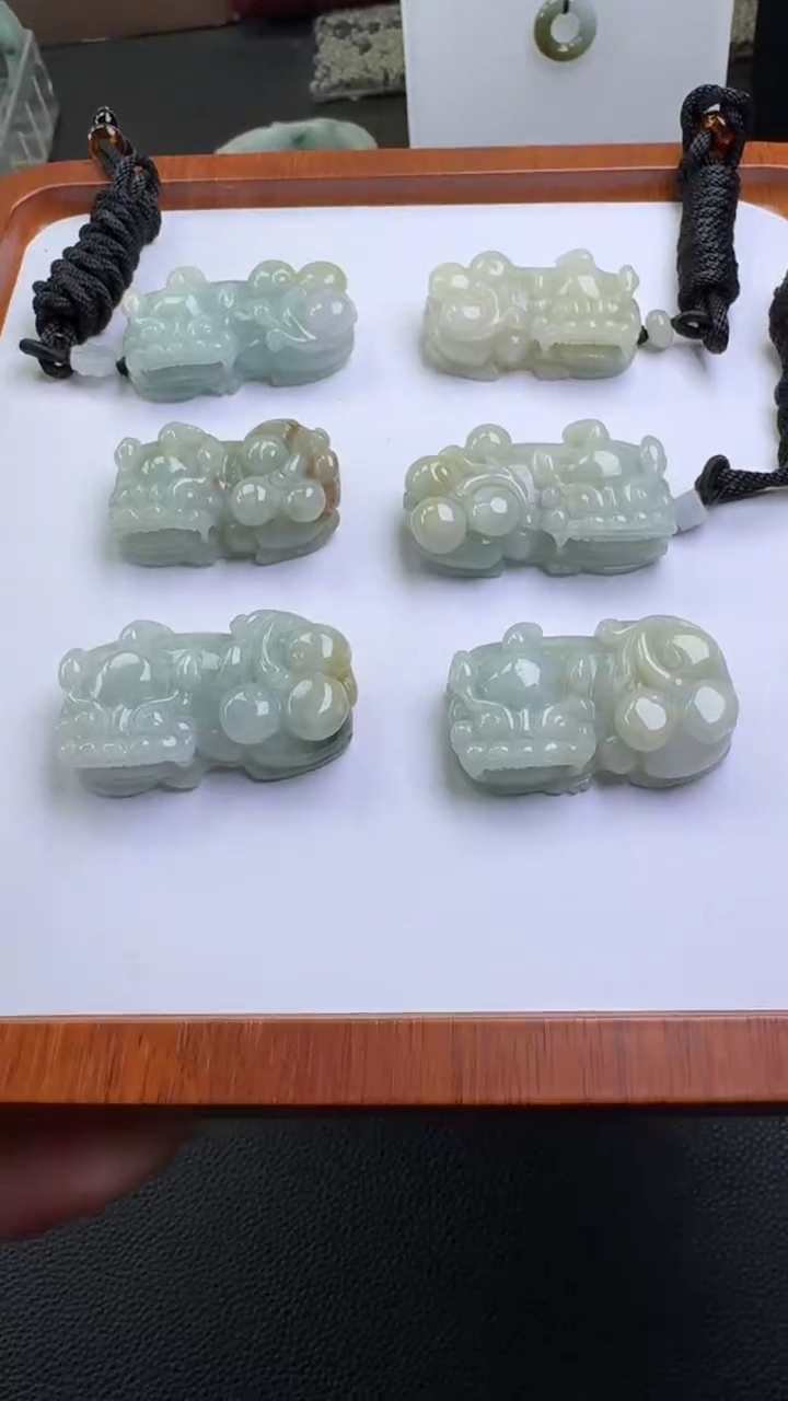 颈饰未镶嵌翡翠貔貅多样性发一件