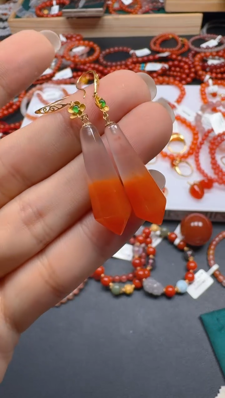 18K金镶嵌南红玛瑙耳饰多样性团购发货一件