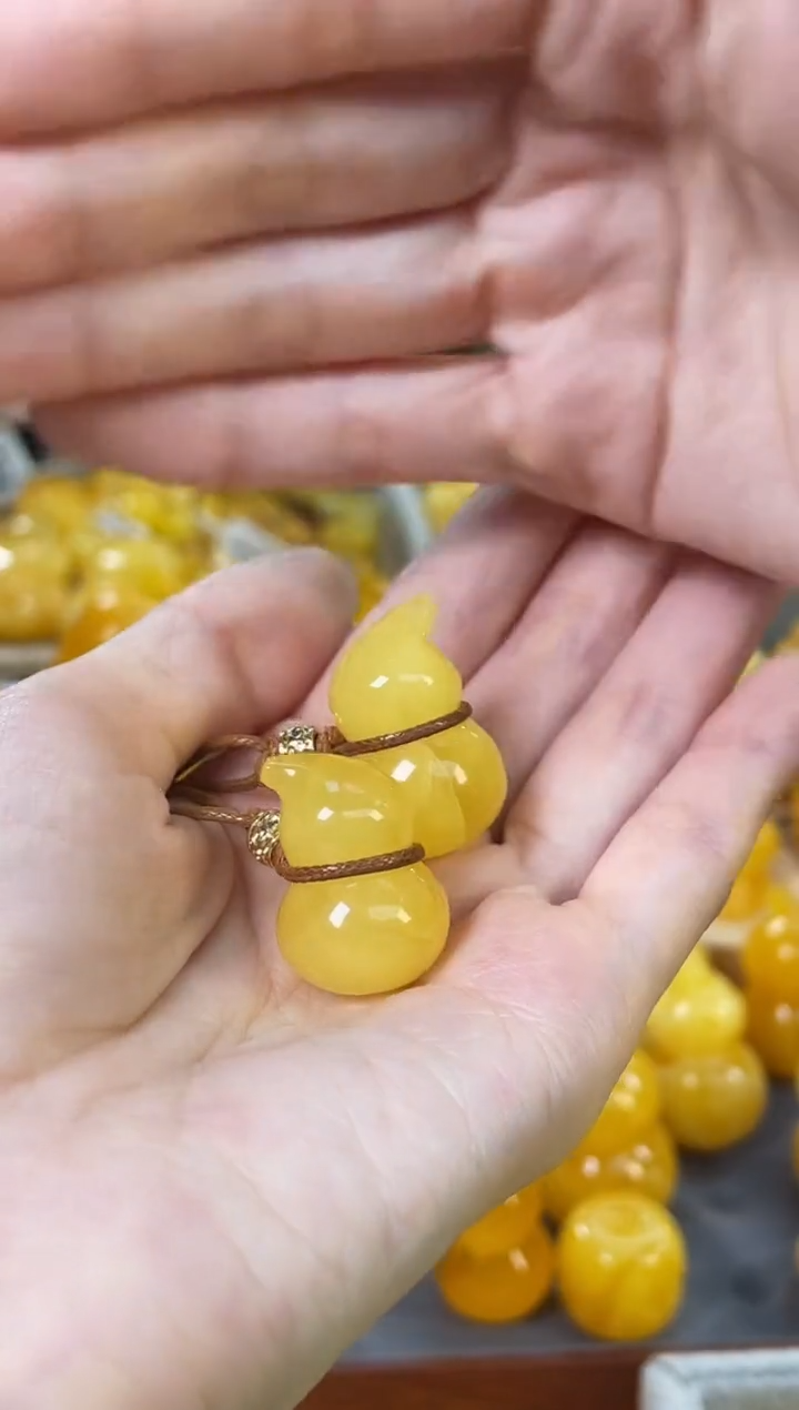 裸石琥珀未镶嵌   多样性发货发其一JJ2