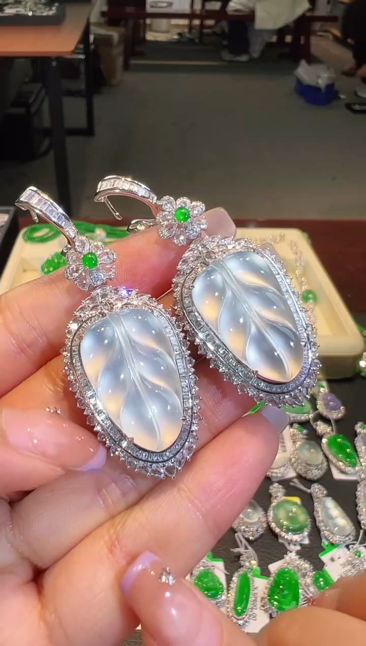 【闪购商品】翡翠耳饰18K金镶嵌两用款