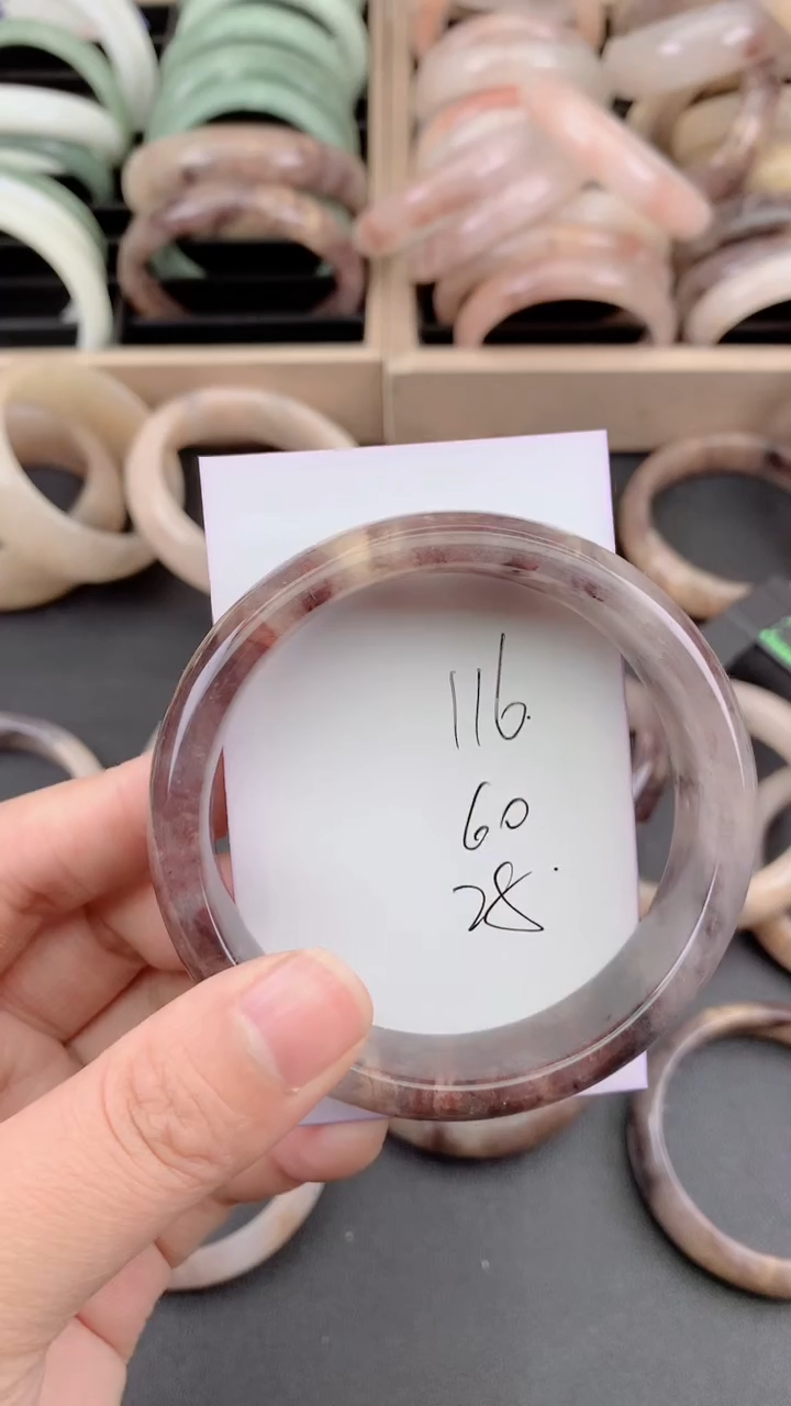 未镶嵌手镯石英质玉116