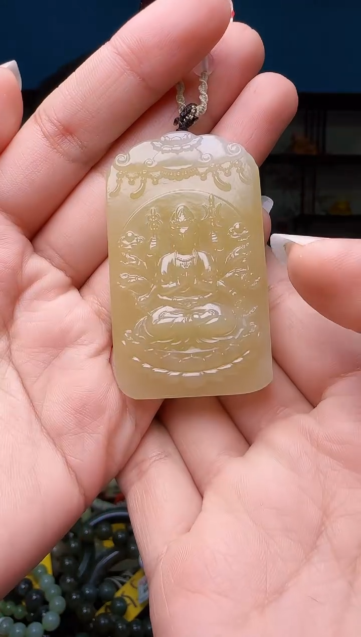 颈饰未镶嵌和田玉1