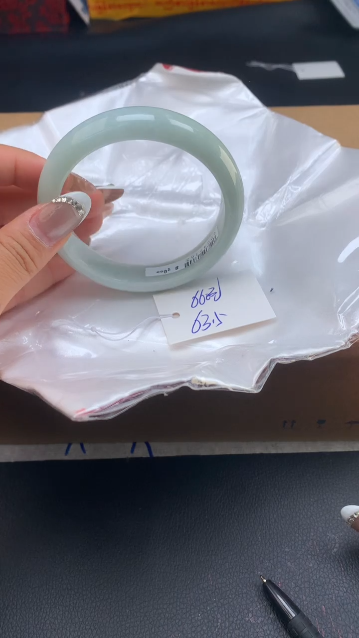 【闪购商品】翡翠手镯未镶嵌天然缅甸A货翡翠手镯