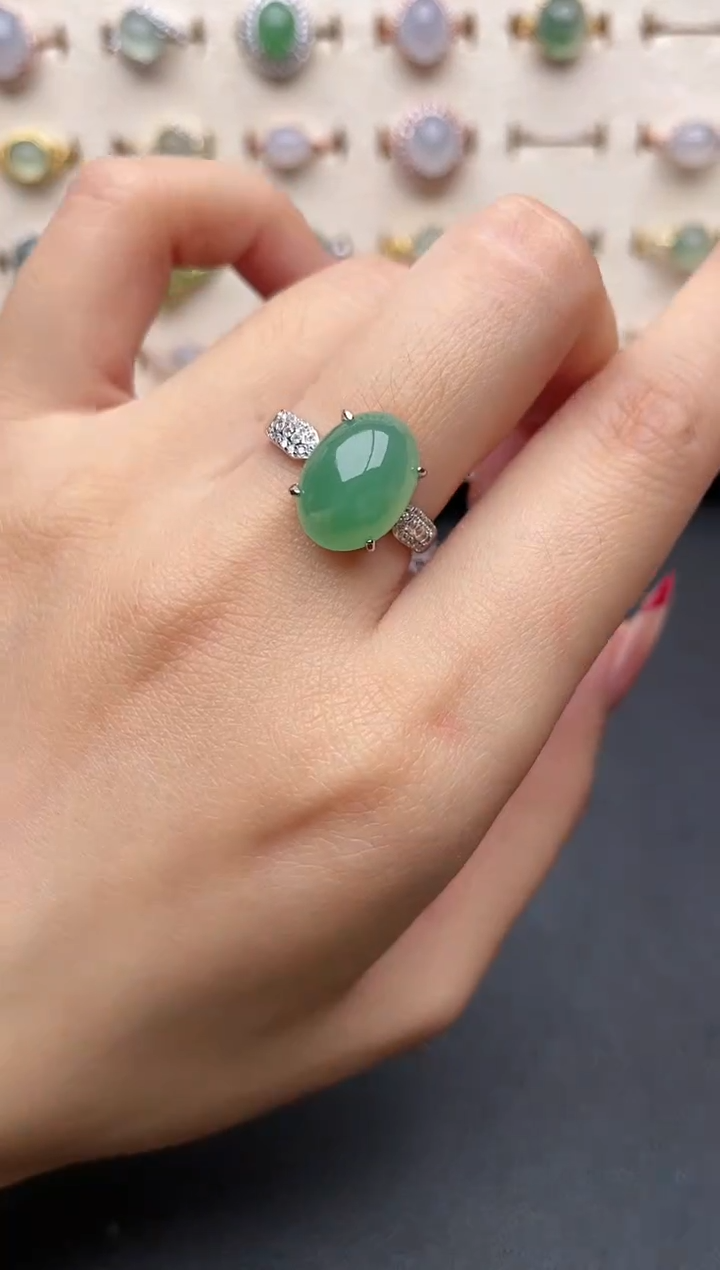 【闪购商品】翡翠戒指银S925镶嵌一物一证一礼盒