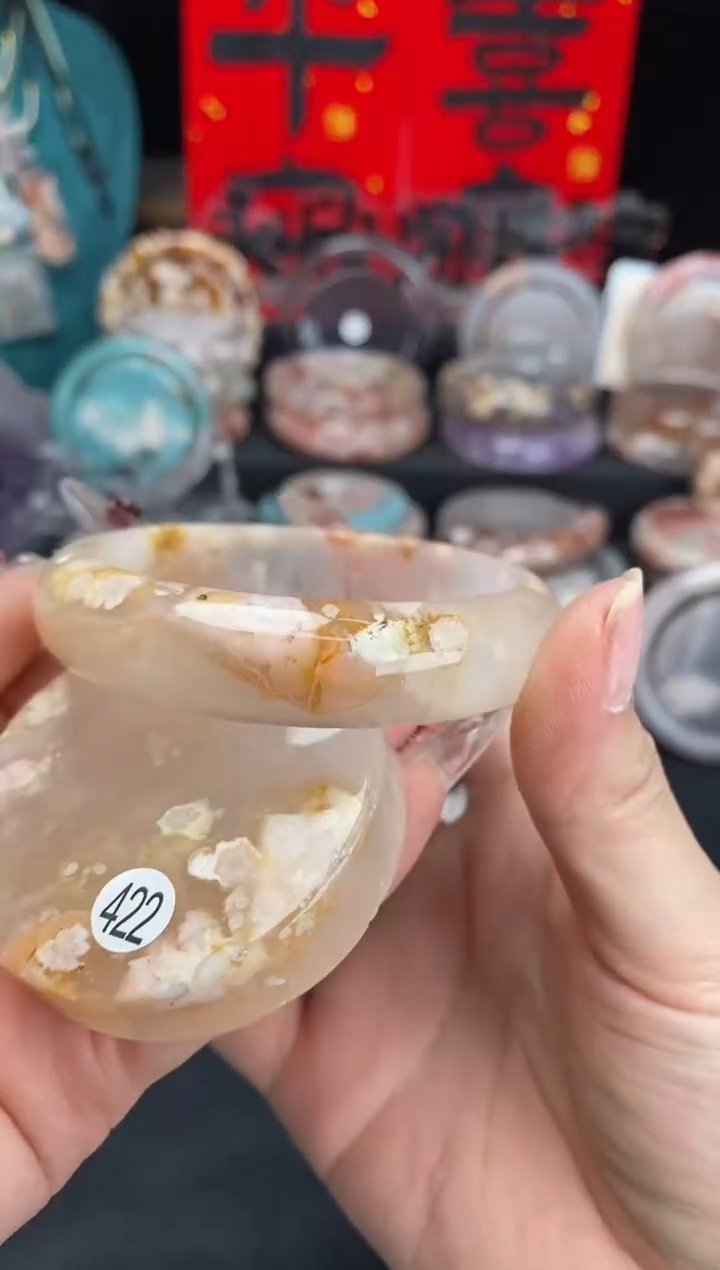 【闪购商品】石英质玉手镯（圆镯）未镶嵌58