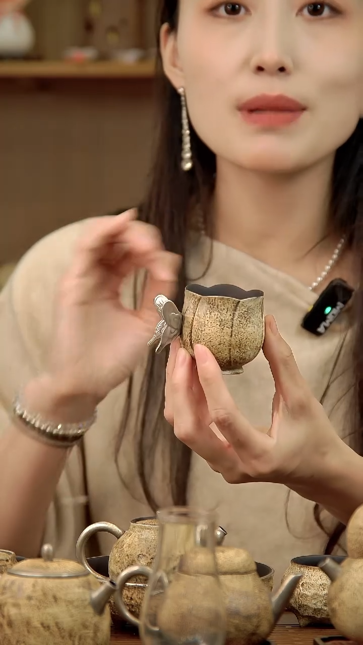 言野手作 粉引仿古蝴蝶银杯