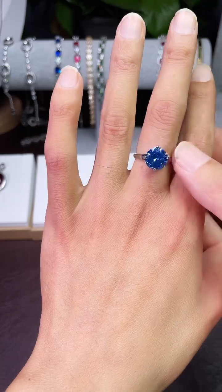 足铂镶嵌合成（培育）蓝宝石戒指/指环海蓝戒指