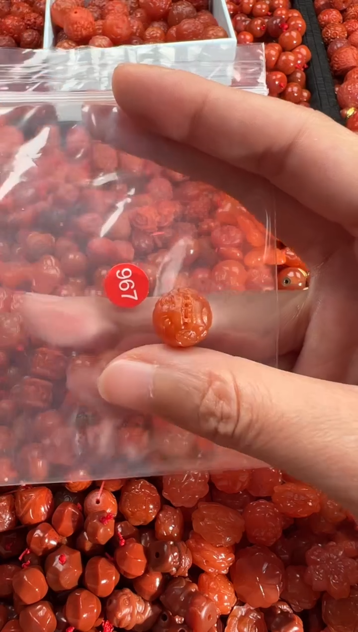 【闪购商品】南红玛瑙颈饰合金2