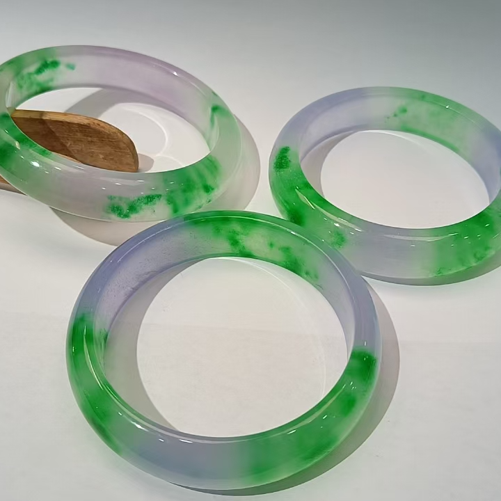 z8细节彰显出气质艺术品味让高贵与典雅美丽手镯