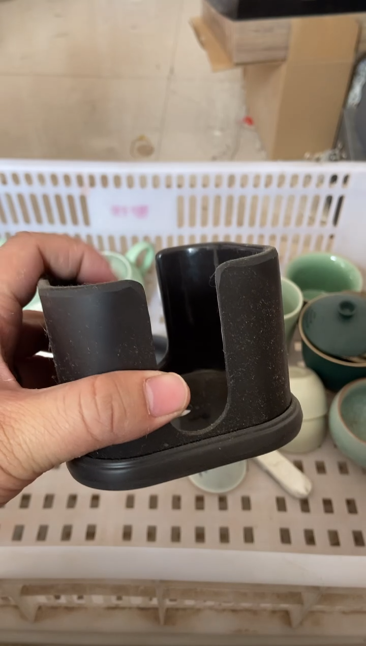 杯无运费险有瑕疵的摄影的产品有使用过的痕迹有点脏介意勿拍