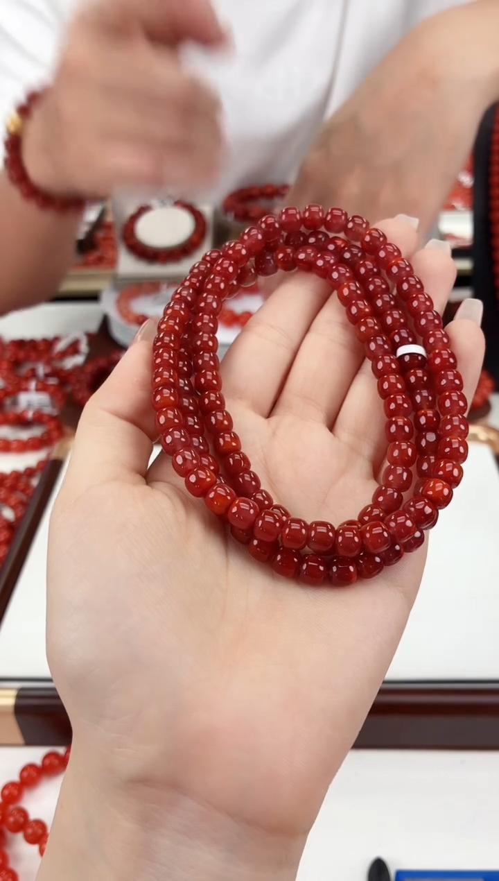 南红玛瑙瓦西老型多圈6+未镶嵌一个/条