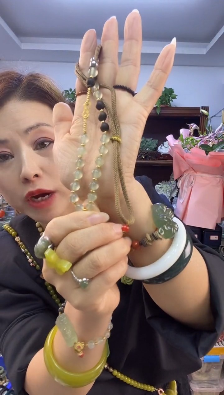 未镶嵌蛇纹石玉绳子多样性随机发一