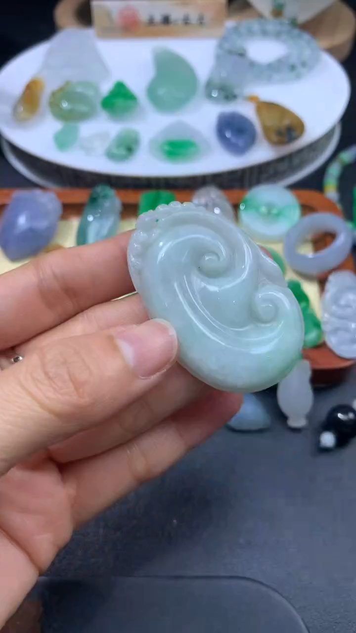 【闪购商品】定制翡翠未镶嵌翡翠