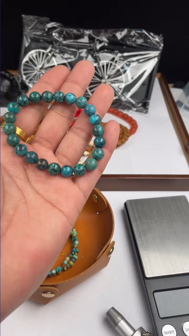 【闪购商品】绿松石手串未镶嵌松石手串