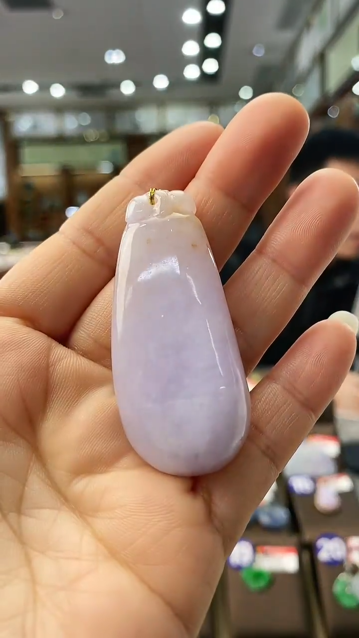 【闪购商品】翡翠颈饰未镶嵌福瓜