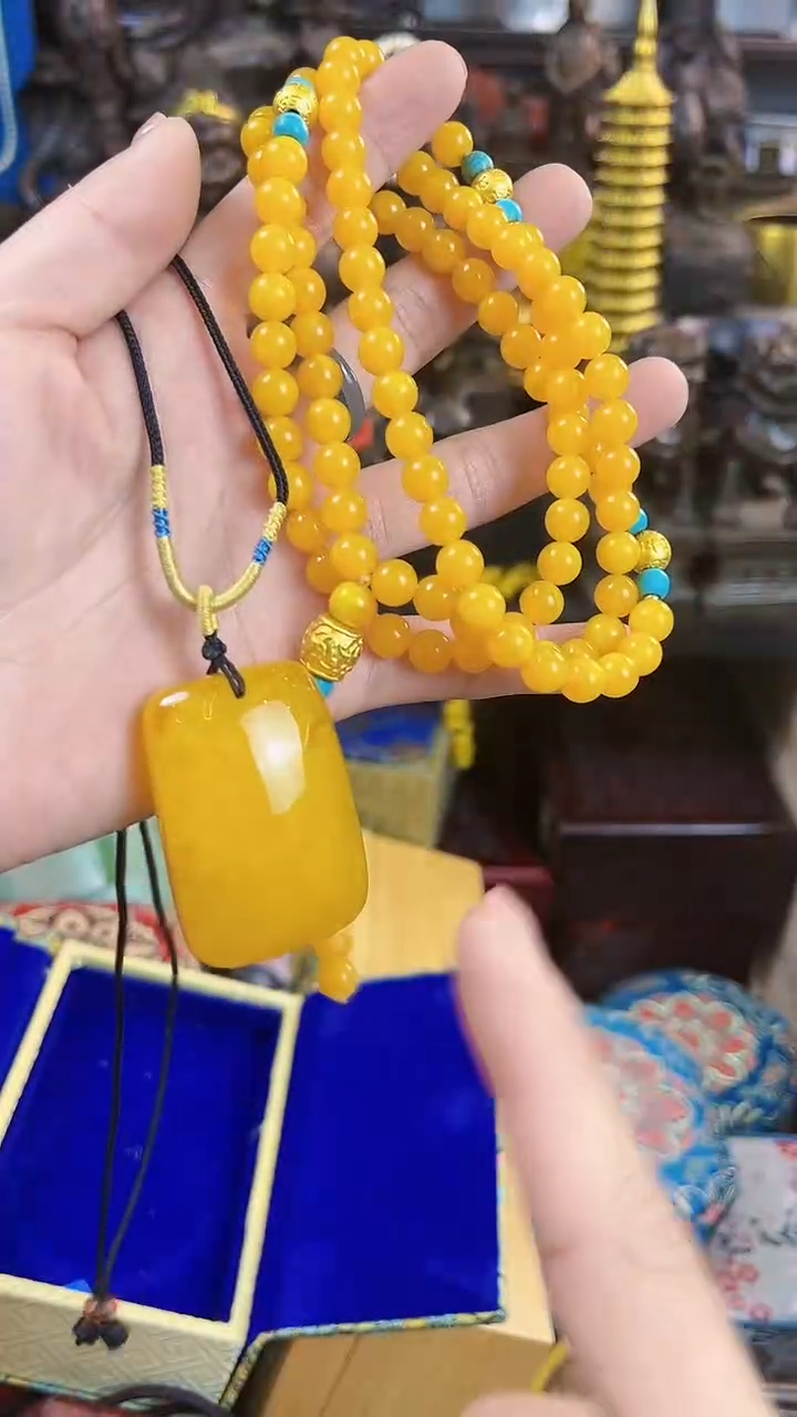 【闪购商品】蜜蜡手链未镶嵌【闪购商品闪购商品】一起