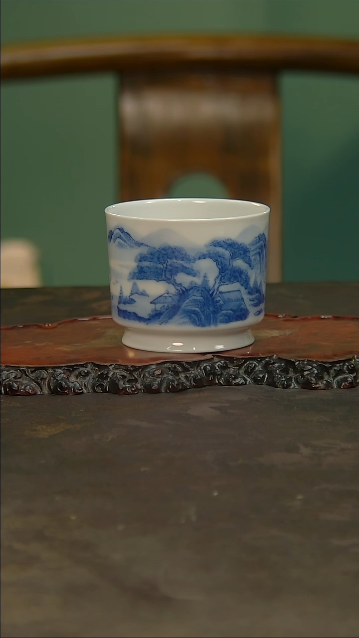 【闪购商品】青花手绘山水主人杯