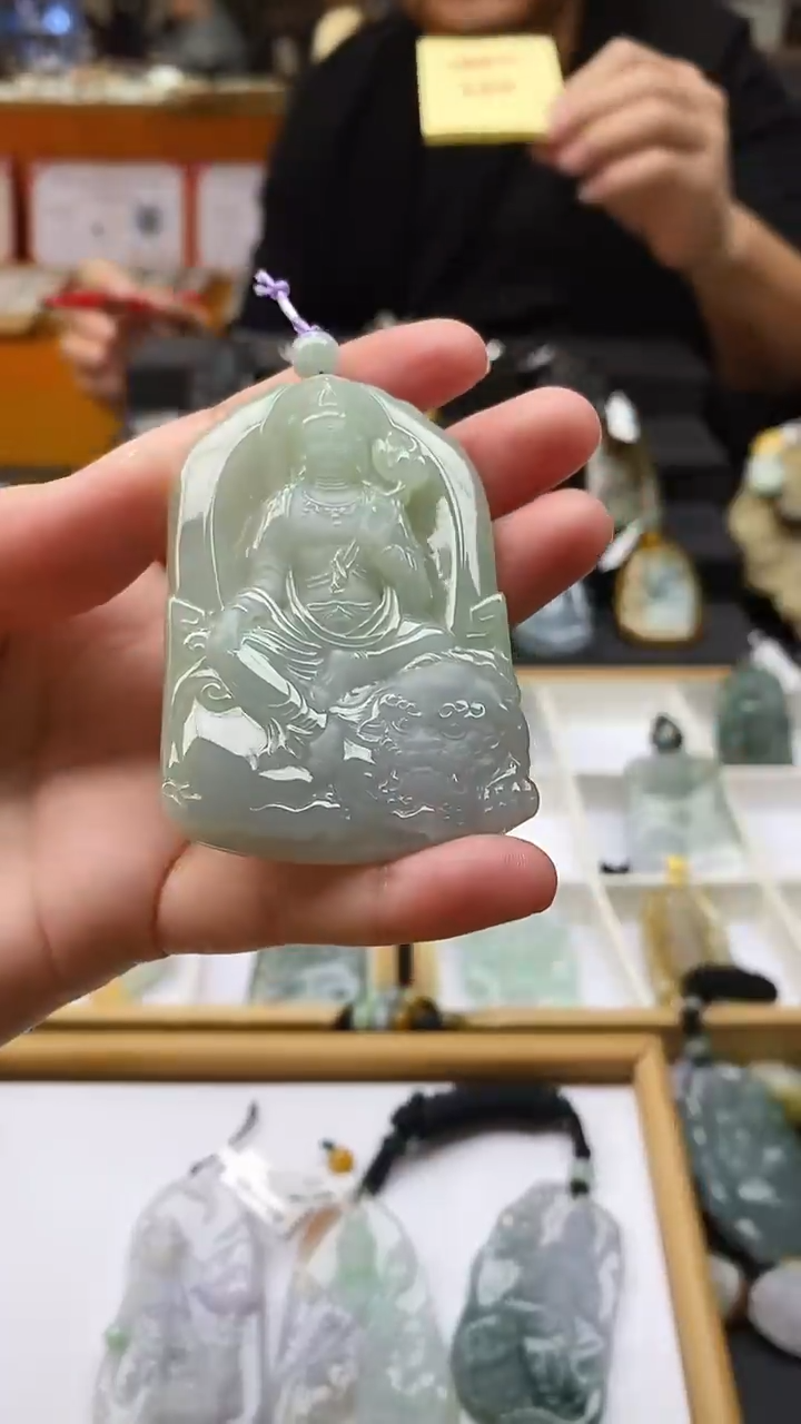 【闪购商品】翡翠颈饰未镶嵌挂件