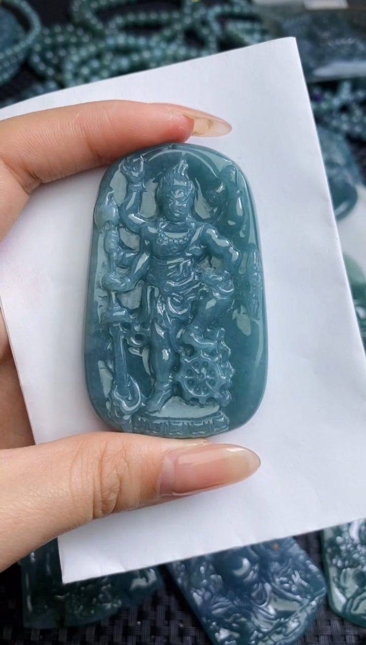 【闪购商品】翡翠颈饰未镶嵌111111111