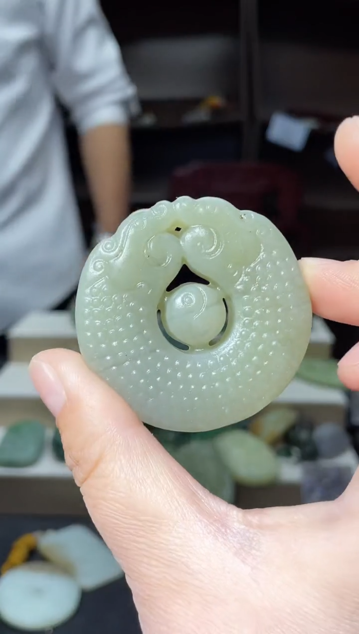 【闪购商品】和田玉颈饰未镶嵌1