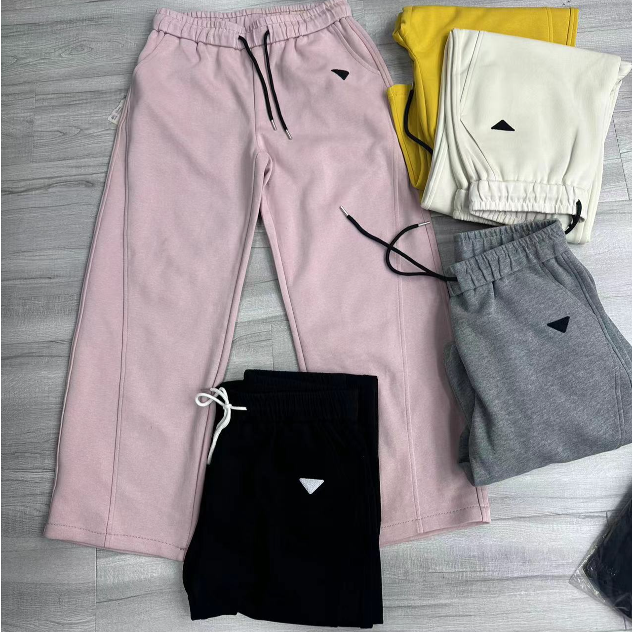 HY    三角标直筒卫裤