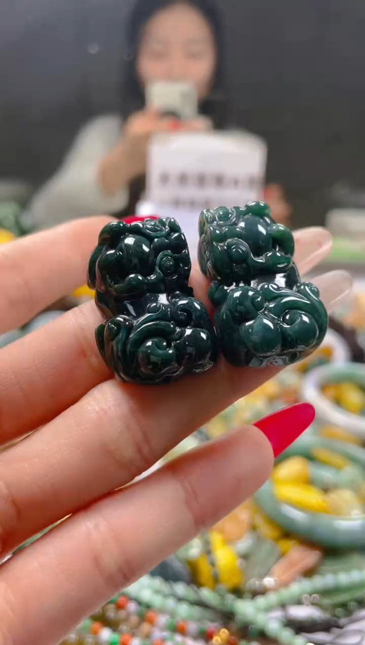 【闪购商品】翡翠颈饰未镶嵌/L/翡翠A货一图一物